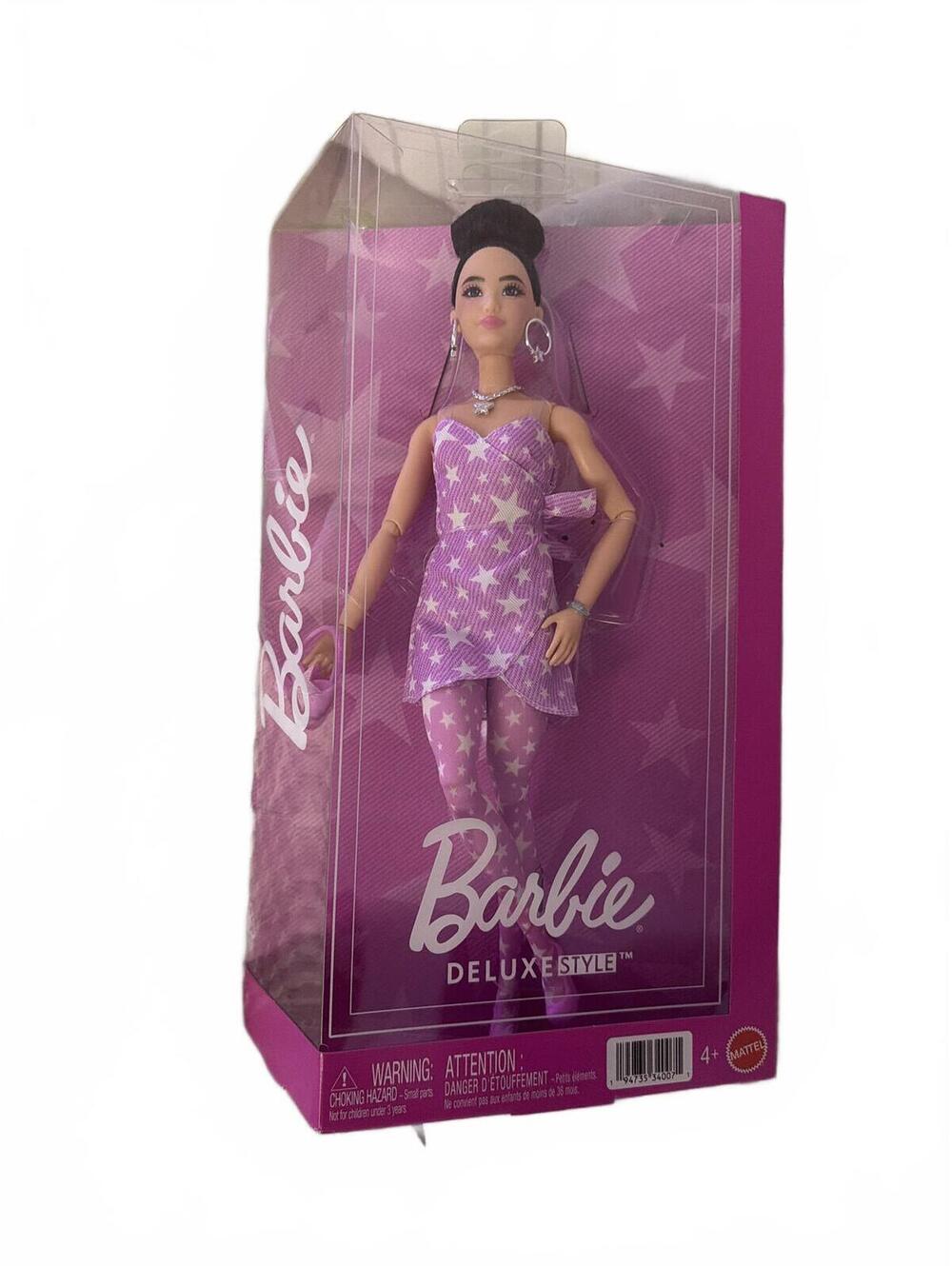 Barbie Deluxe Style Fashion Doll in Box